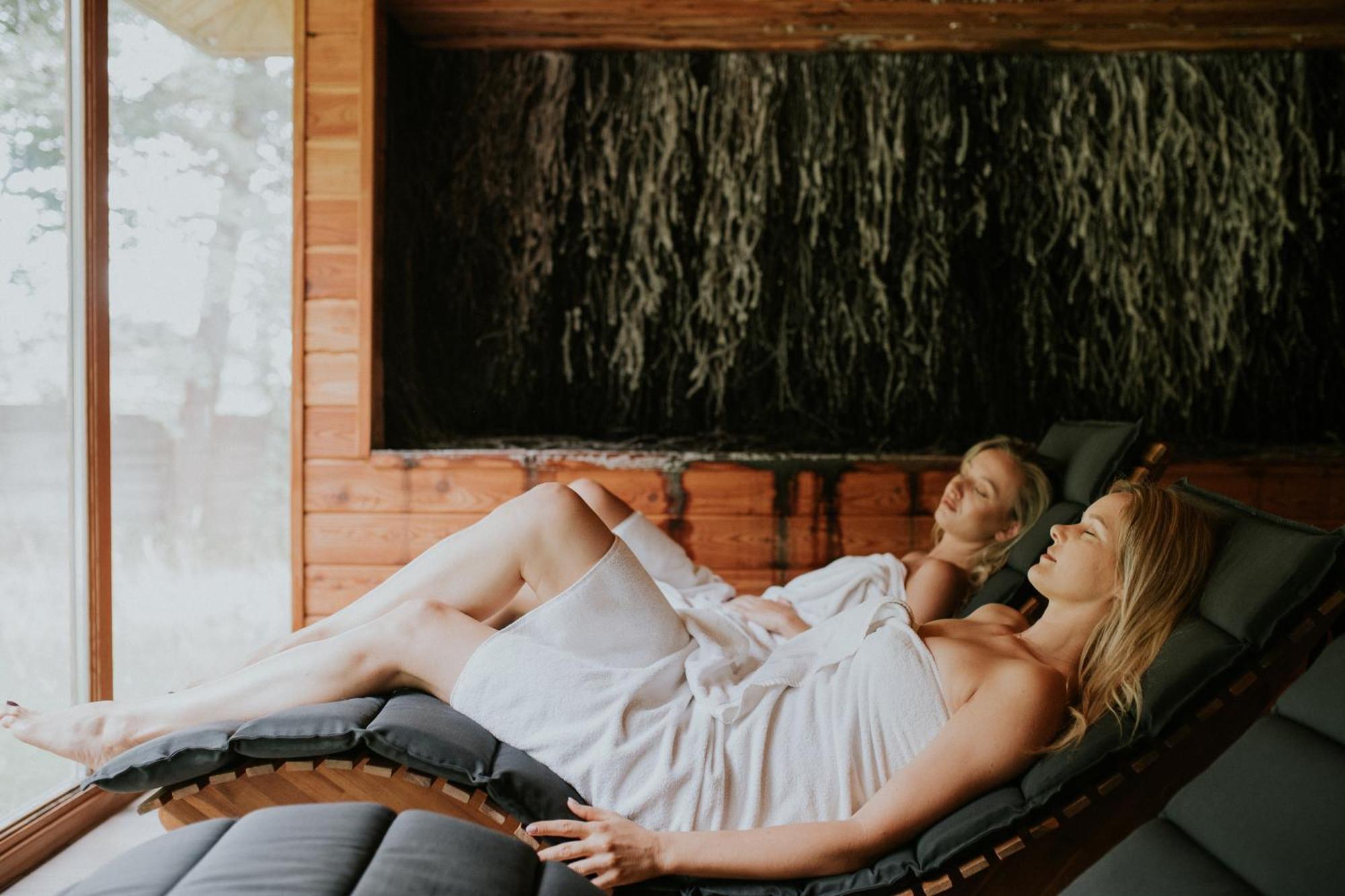 Hotel Debowy Biowellness & Spa Gory Sowie Bielawa  Buitenkant foto