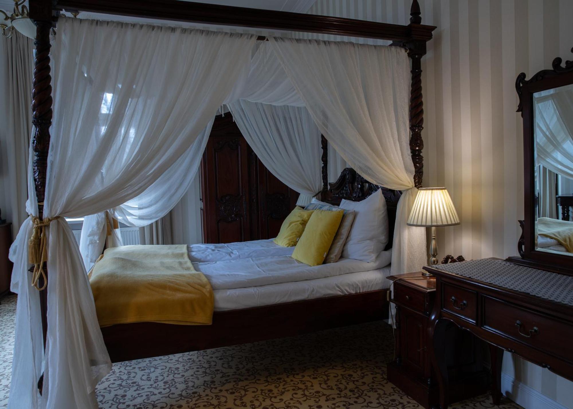 Hotel Debowy Biowellness & Spa Gory Sowie Bielawa  Buitenkant foto
