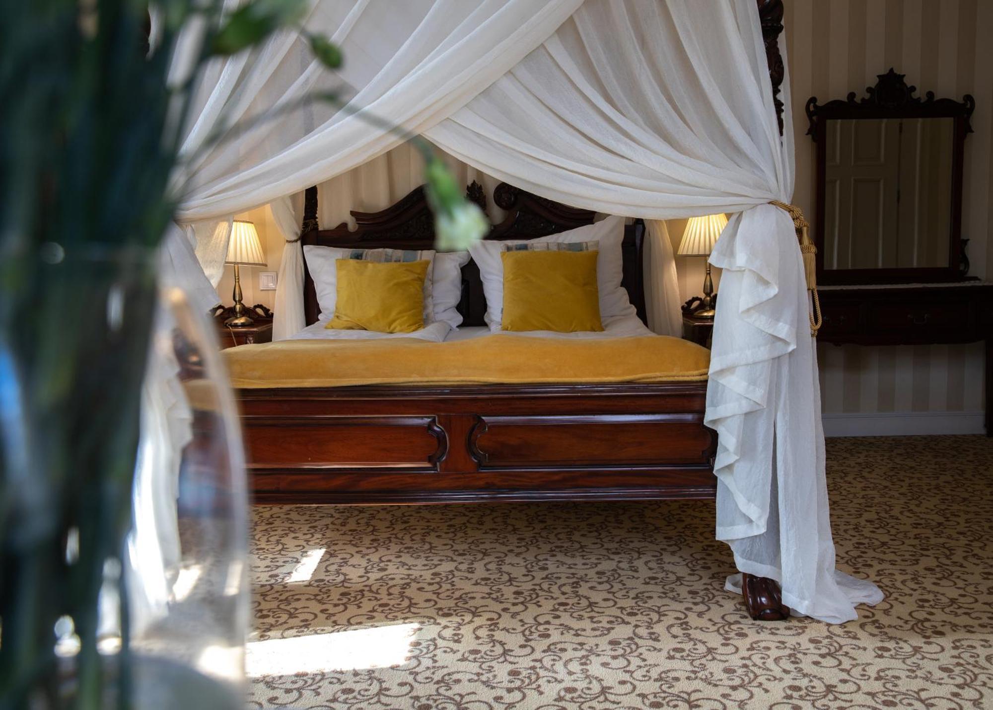 Hotel Debowy Biowellness & Spa Gory Sowie Bielawa  Buitenkant foto